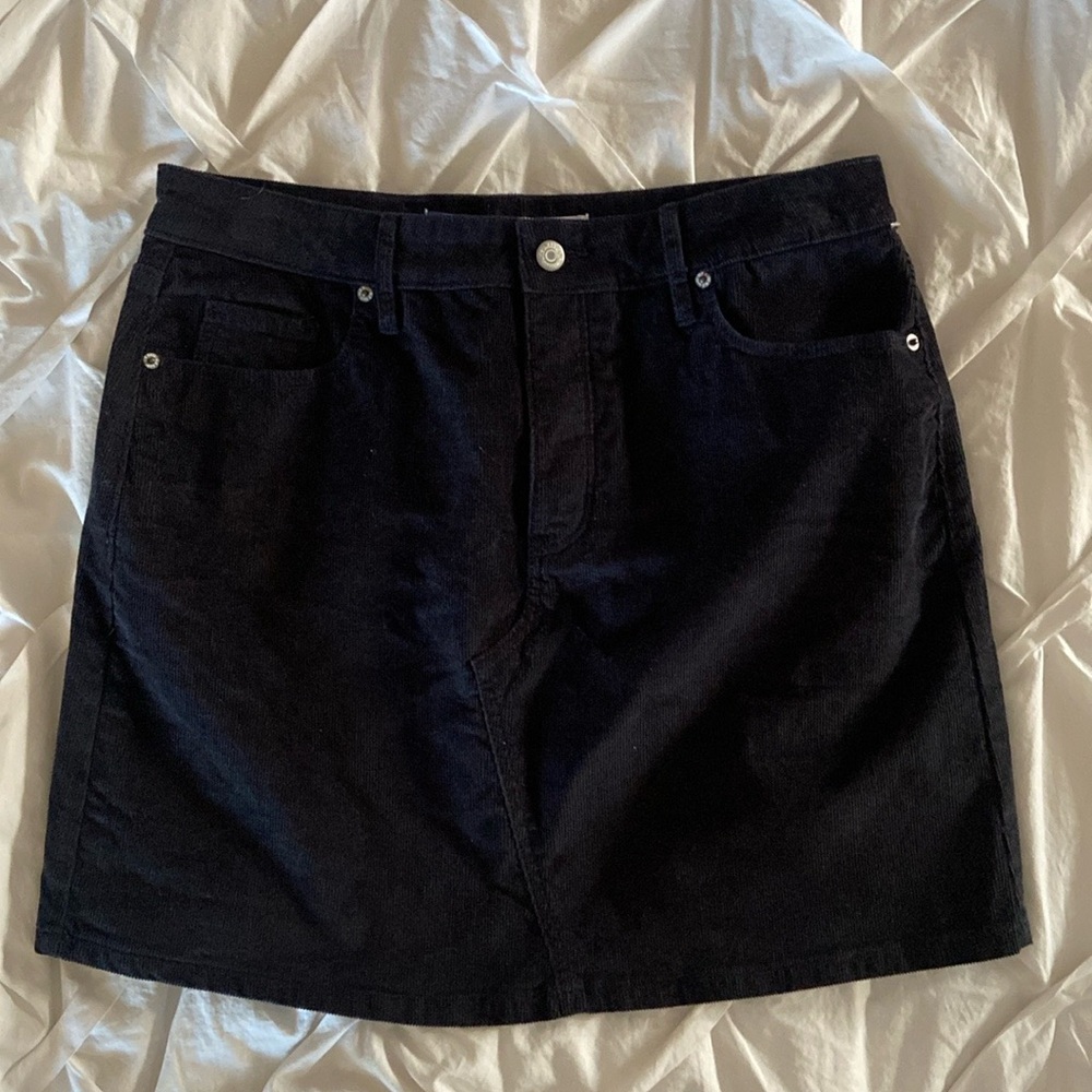 Old Navy NWOT High Rise Secret Slim Pocket Black Corduroy Skirt Sz 8